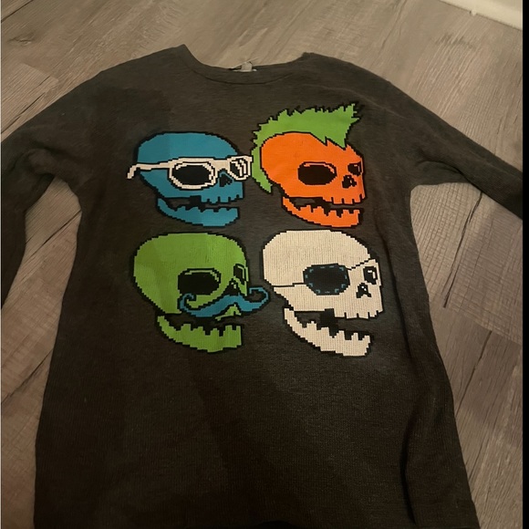 Size XL Fits Smaller Silly Skulls Shirt From Old Navy Never Worn - Picture 1 of 2